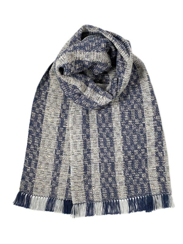 Bufanda de algodón denim reciclado Ana y Francis Tejedores